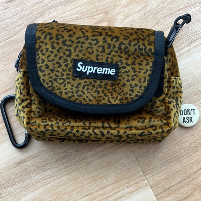 Supreme Velvet Mini Pouch "Tan Leopard"