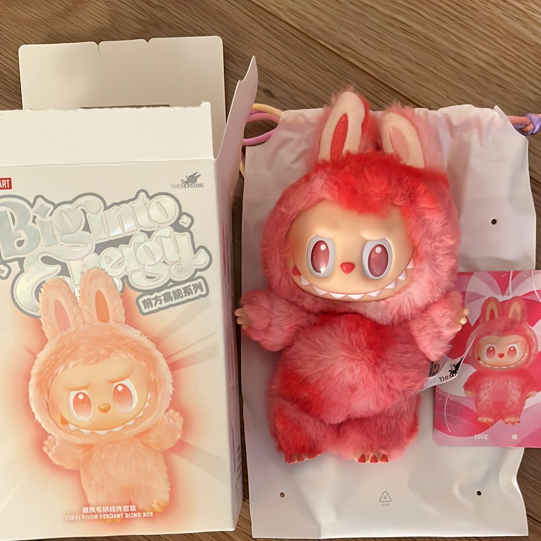 POP MART THE MONSTERS (LABUBU) Big into Energy Series Plush Pendant LOVE