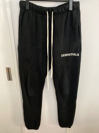 FEAR OF GOD Essentials Graphic Sweatpants "Black"