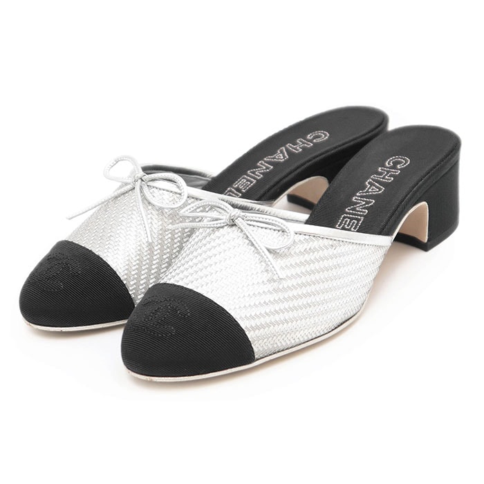 美品 シャネル G32849 バイカラー サンダル レディース シルバー ブラック 35.5 CHANEL