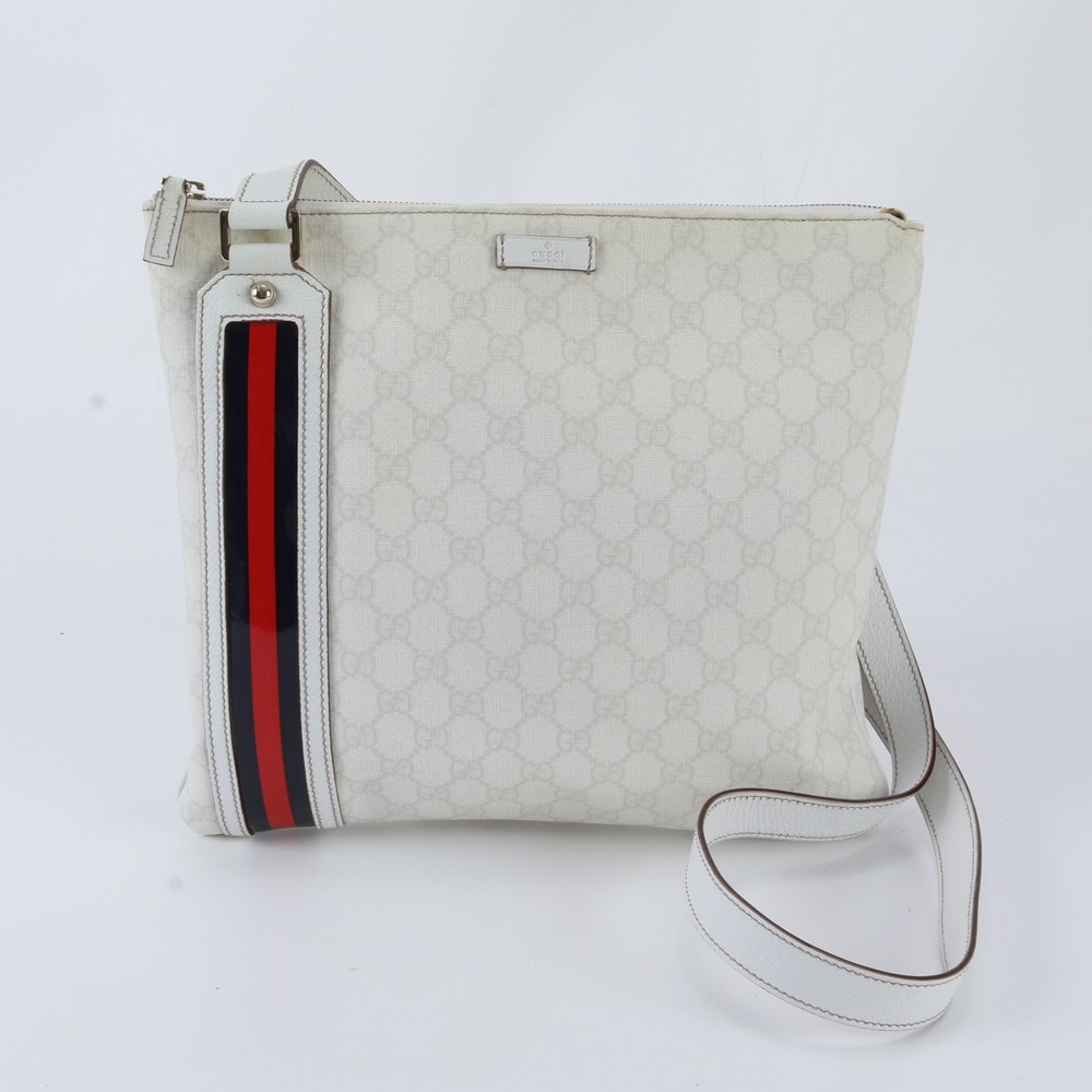 ■美品 グッチ GGスプリーム シェリー ライン152608