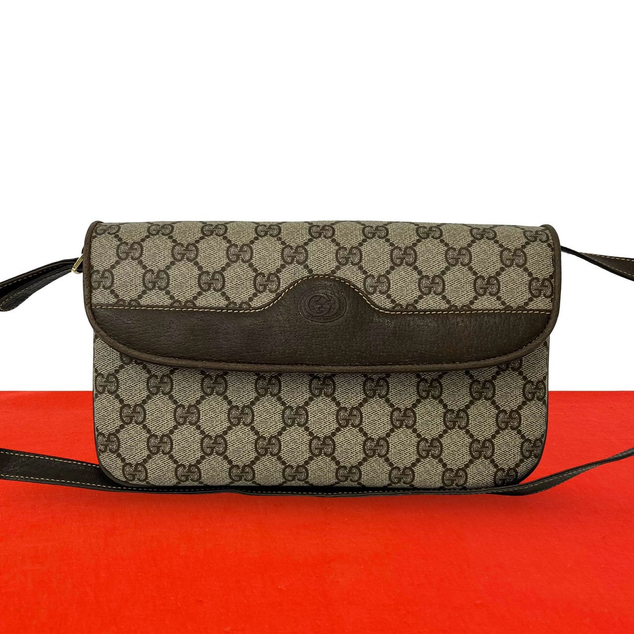 GUCCI グッチ GG ロゴ 金具 レザー PVC ショルダーバッグ ブラウン
20432