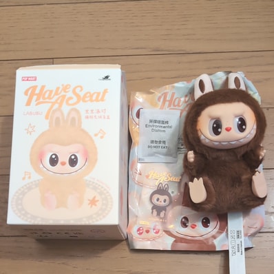 POP MART THE MONSTERS (LABUBU) Have a Seat Plush Series DUODUO (Secret)