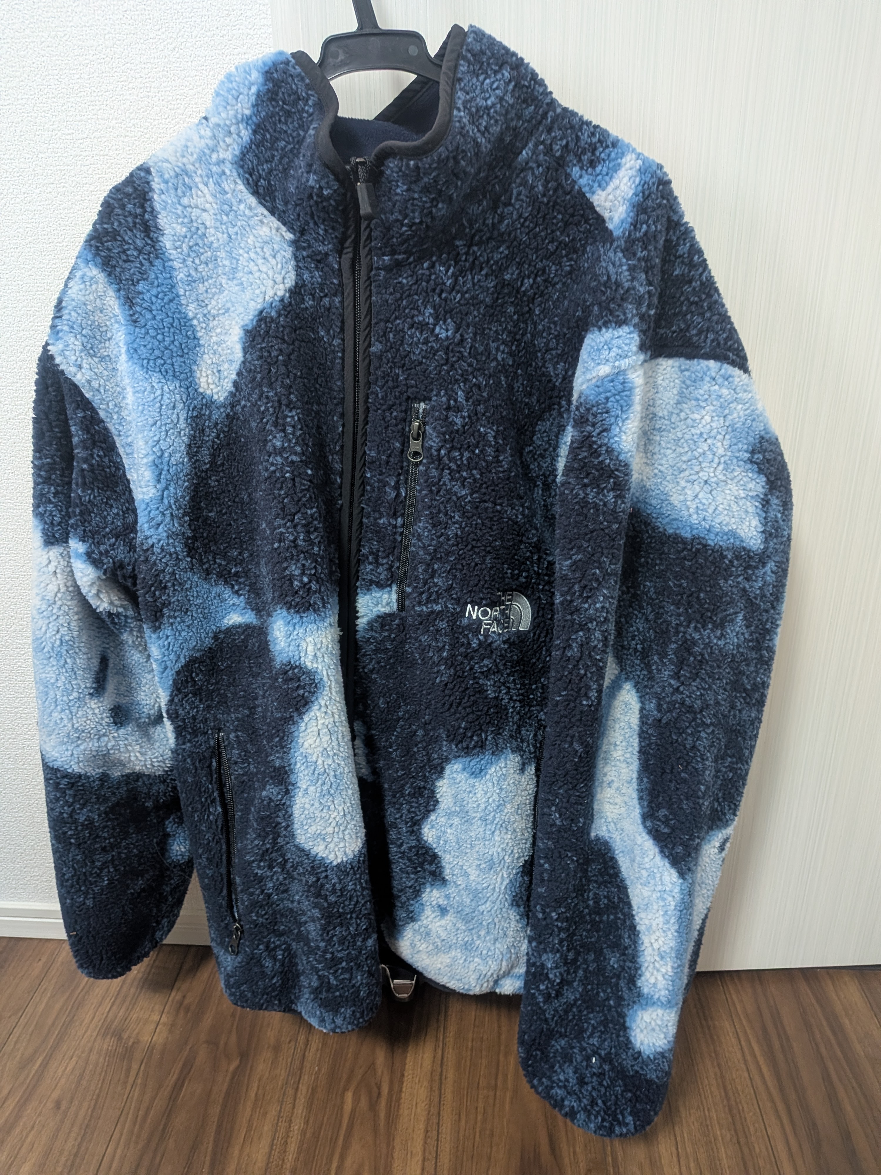 Supreme x The North Face Bleached Denim Print Fleece Jacket "Indigo"