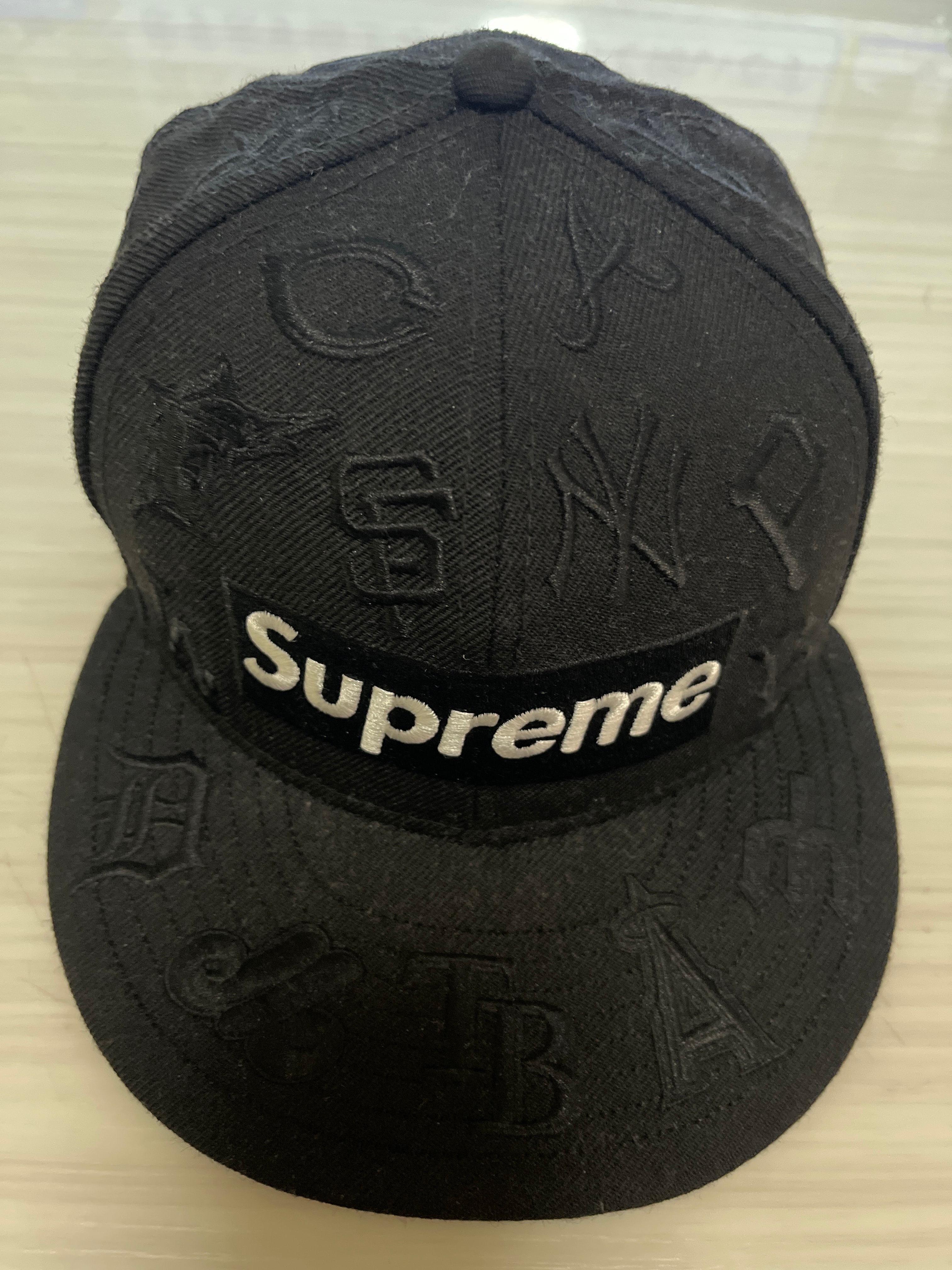 Supreme / MLB New Era® "Black"