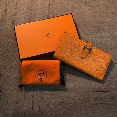 エルメス ベアン オレンジ 財布