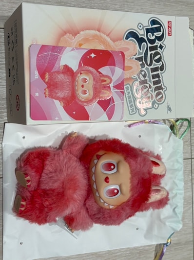 POP MART THE MONSTERS (LABUBU) Big into Energy Series Plush Pendant LOVE