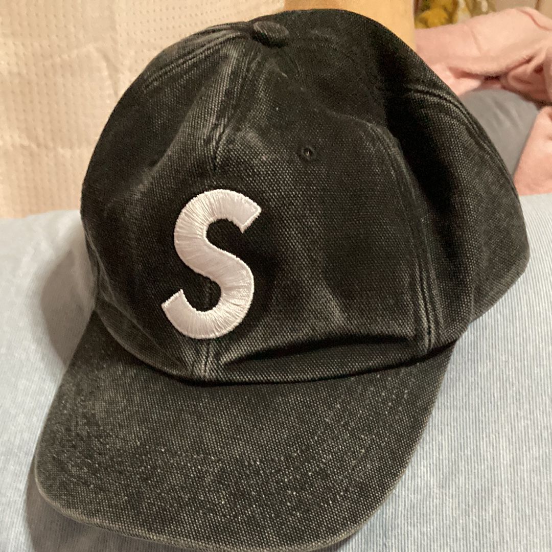 Supreme Pigment Coated S Logo 6-Panel "Black"
