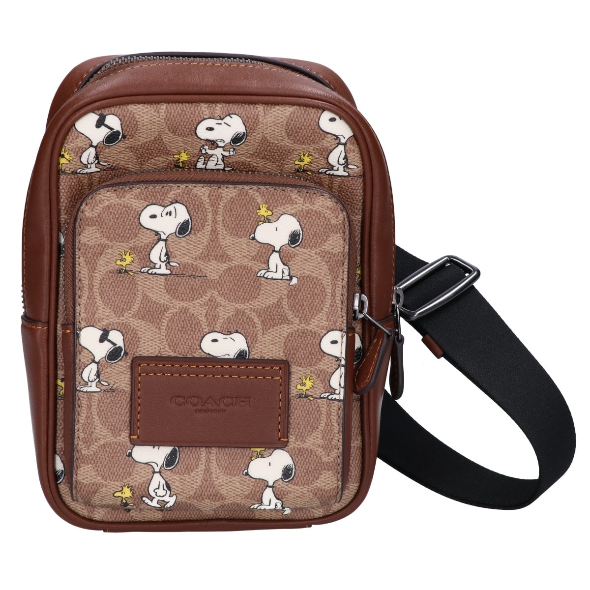 コーチ x PEANUTS ピーナッツ 【美品】CBK47 レーサー シグネチャーキャンバス スヌーピープリント スリングパック