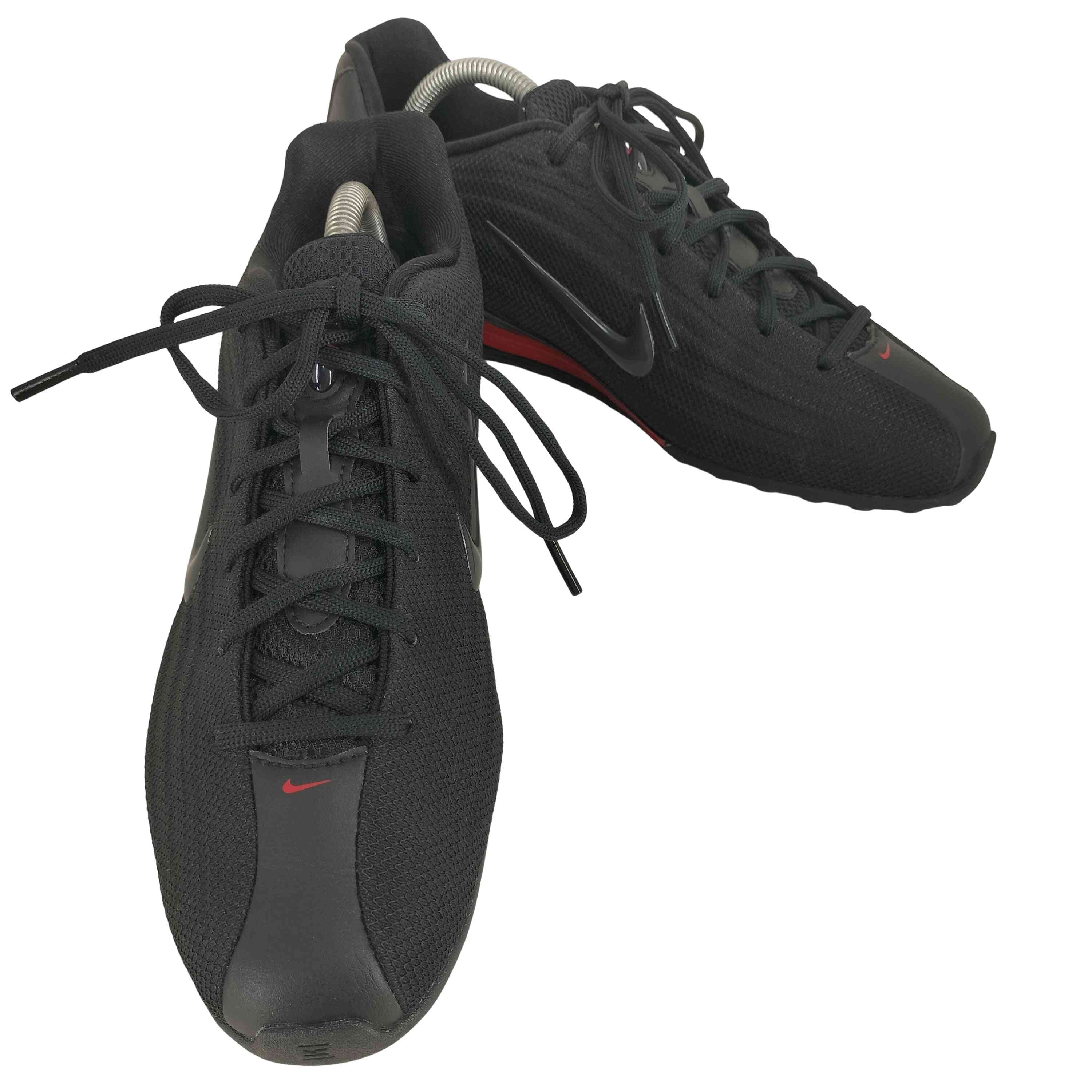 W SHOX Z BLACK/BLACK-UNIVERSITY RED【1143770559992】