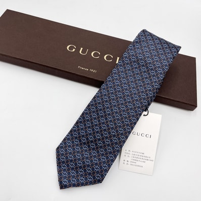 GUCCI(グッチ)GGパターン シルク ネクタイ チェーン柄 ネイビー メンズ ビジネス フォーマル イタリア製 【中古】