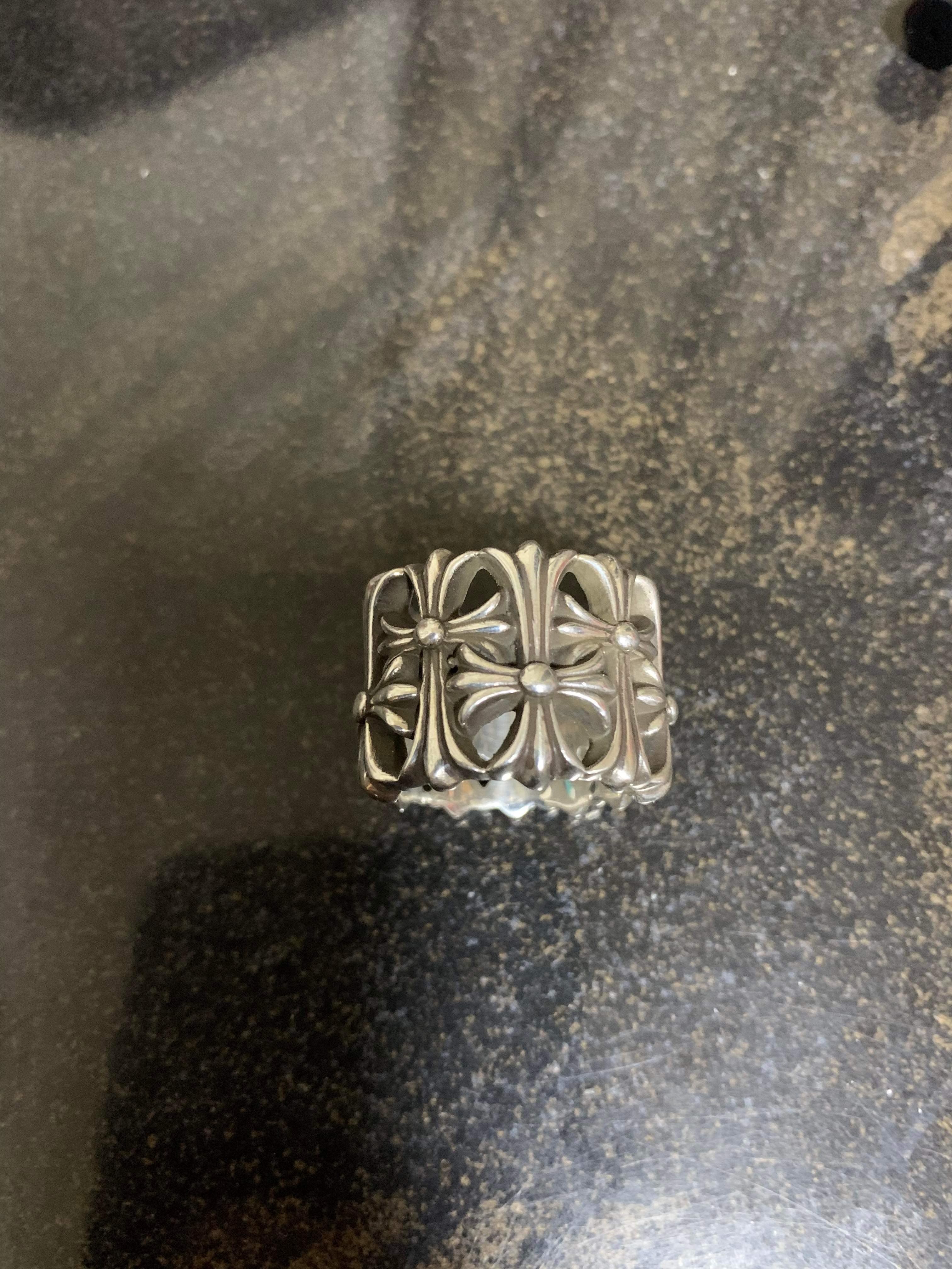 Chrome Hearts Cemetery Cross Ring "Silver"