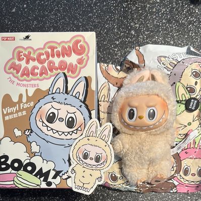 POP MART THE MONSTERS (LABUBU) Exciting Macaron Plush Series SOYMILK