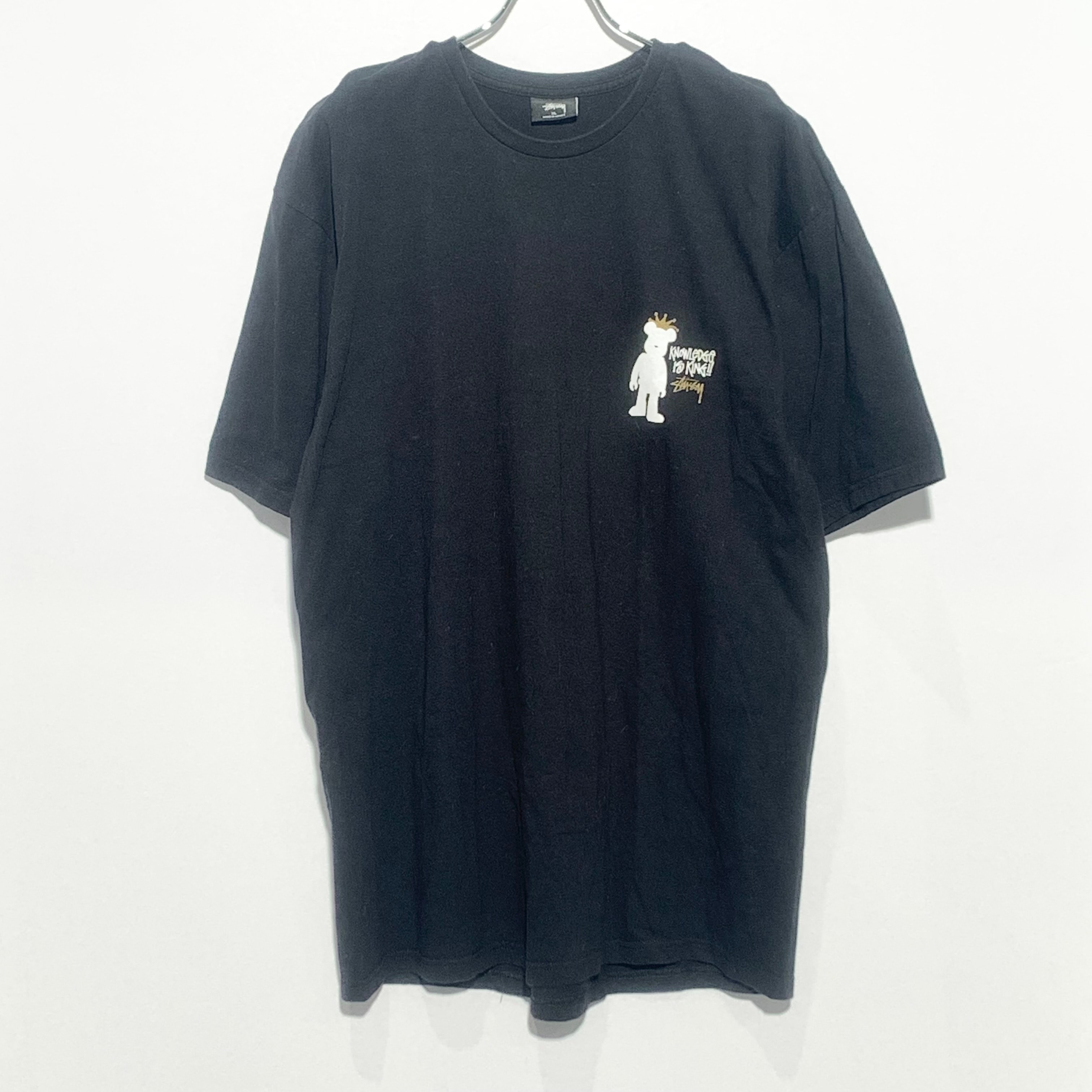 Stussy × BE@RBRICK KNOWLEDGE IS THE KING T-Shirt Black