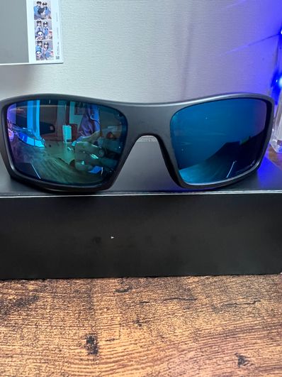 オークリー サングラス