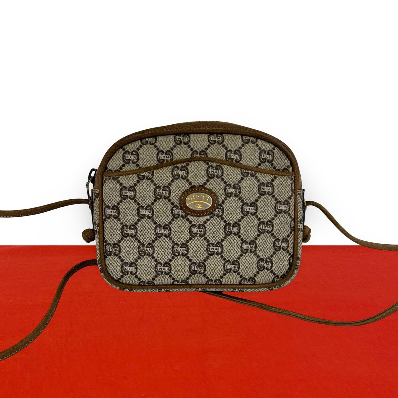GUCCI グッチ グッチプラス ロゴ 金具 レザー PVC ショルダーバッグ ブラウン
32052