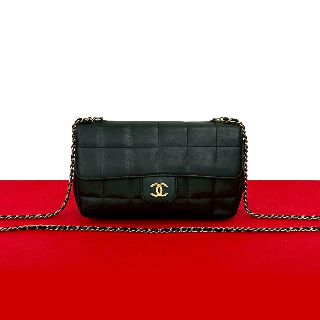 CHANEL シャネル チョコバー ココマーク ラムスキン ショルダーバッグ ブラック
 17453