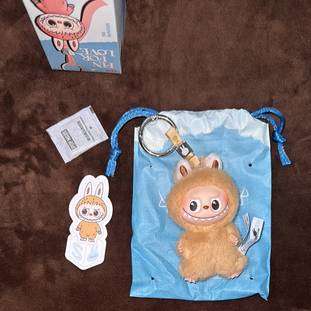 POP MART THE MONSTERS (LABUBU) Pin for Love Series-Vinyl Plush Pendant (N-Z) S