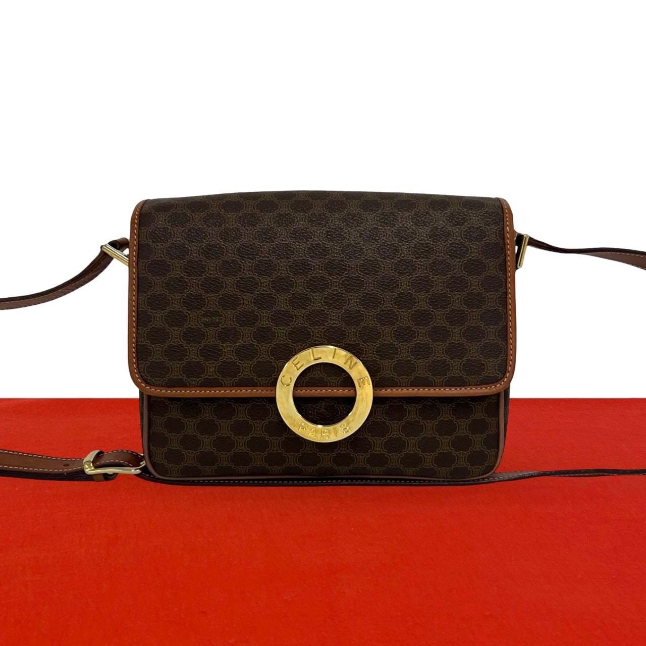 CELINE セリーヌ サークルロゴ 金具マカダム ブラゾン 柄 レザー PVC ショルダーバッグ ブラウン
50911