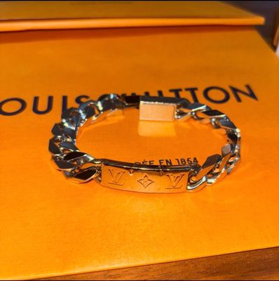 Louis Vuitton Chain Bracelet Monogram "Silver"