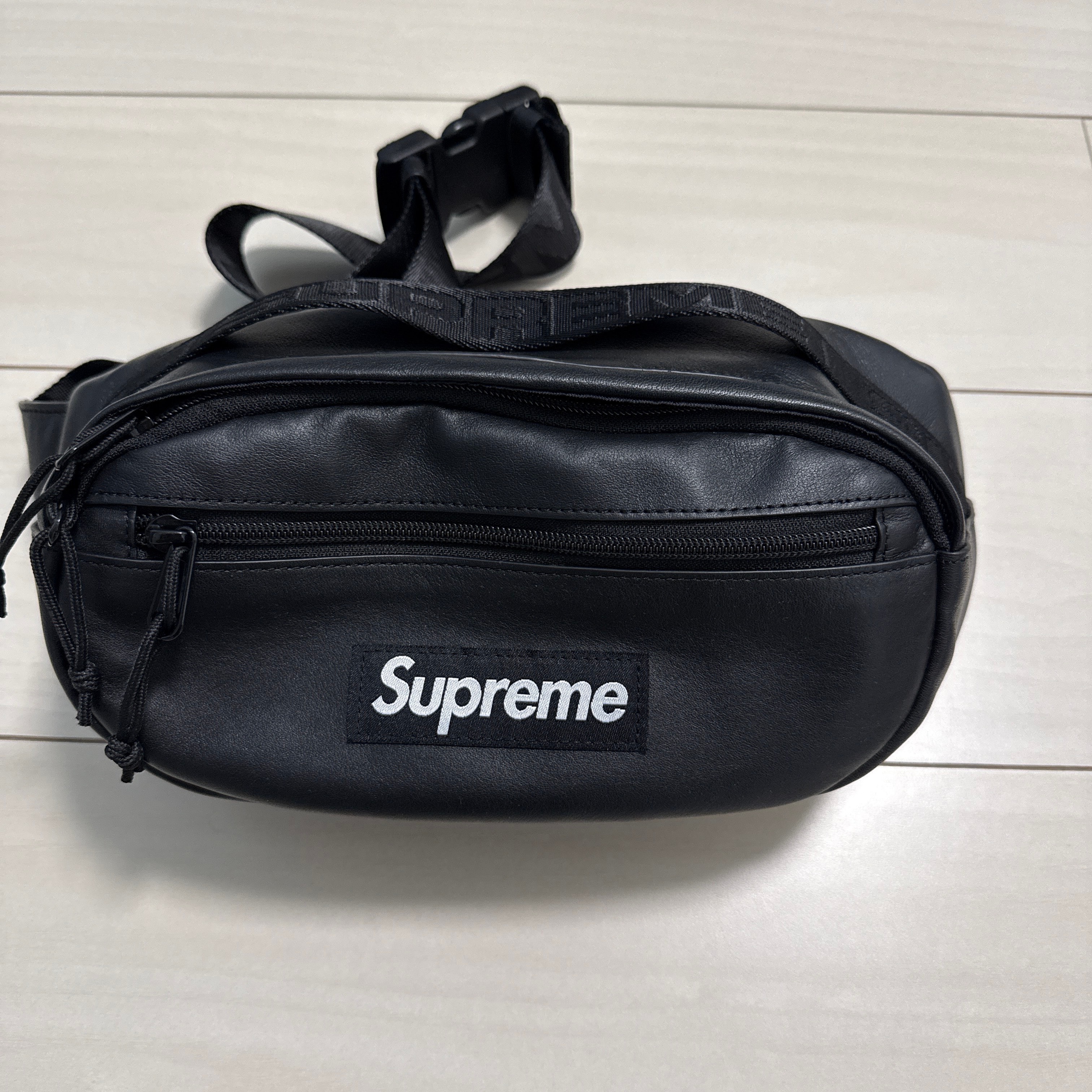 Supreme Leather Waist Bag 