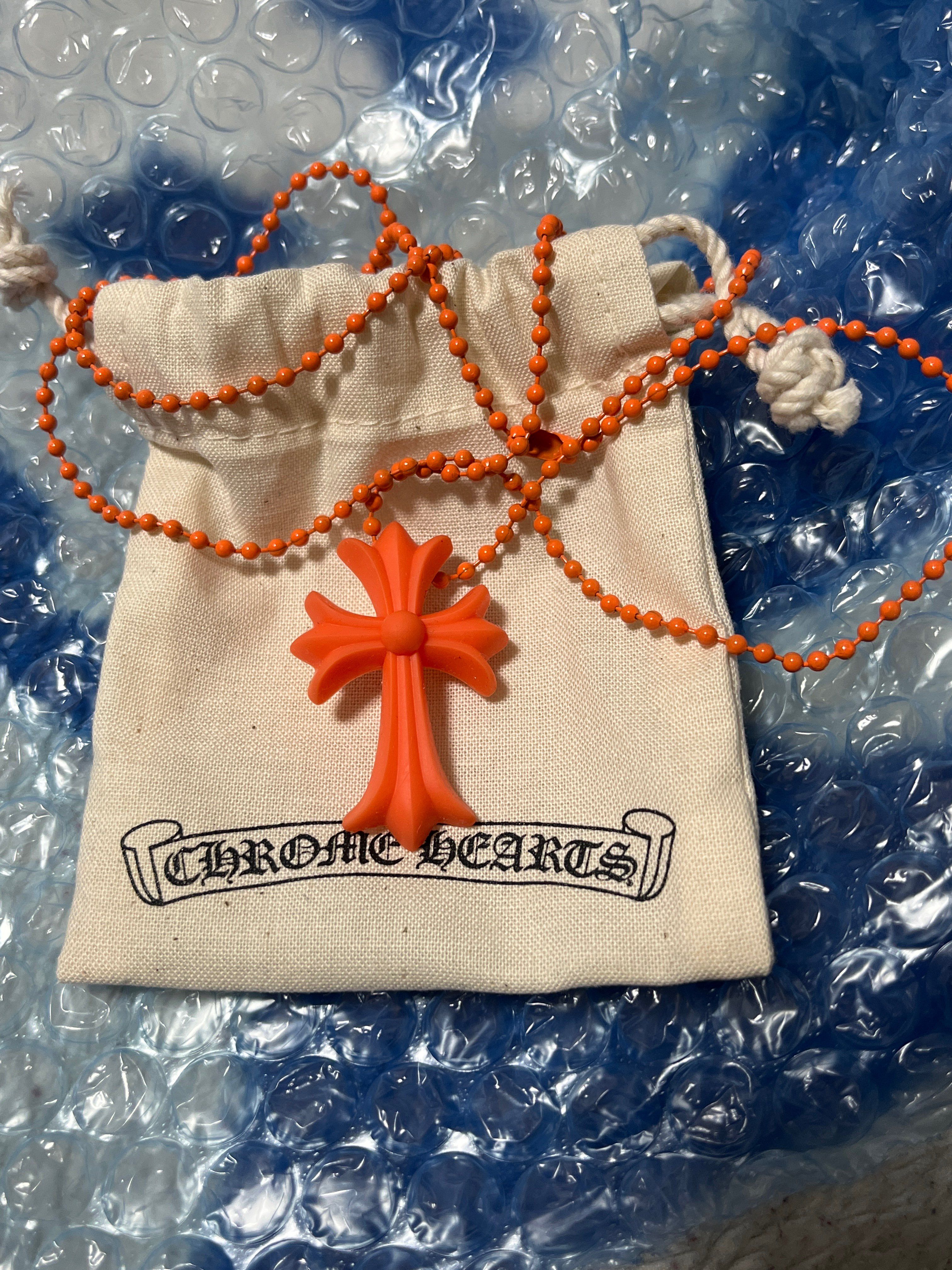 クロムハーツ シリコンネックレス オレンジ