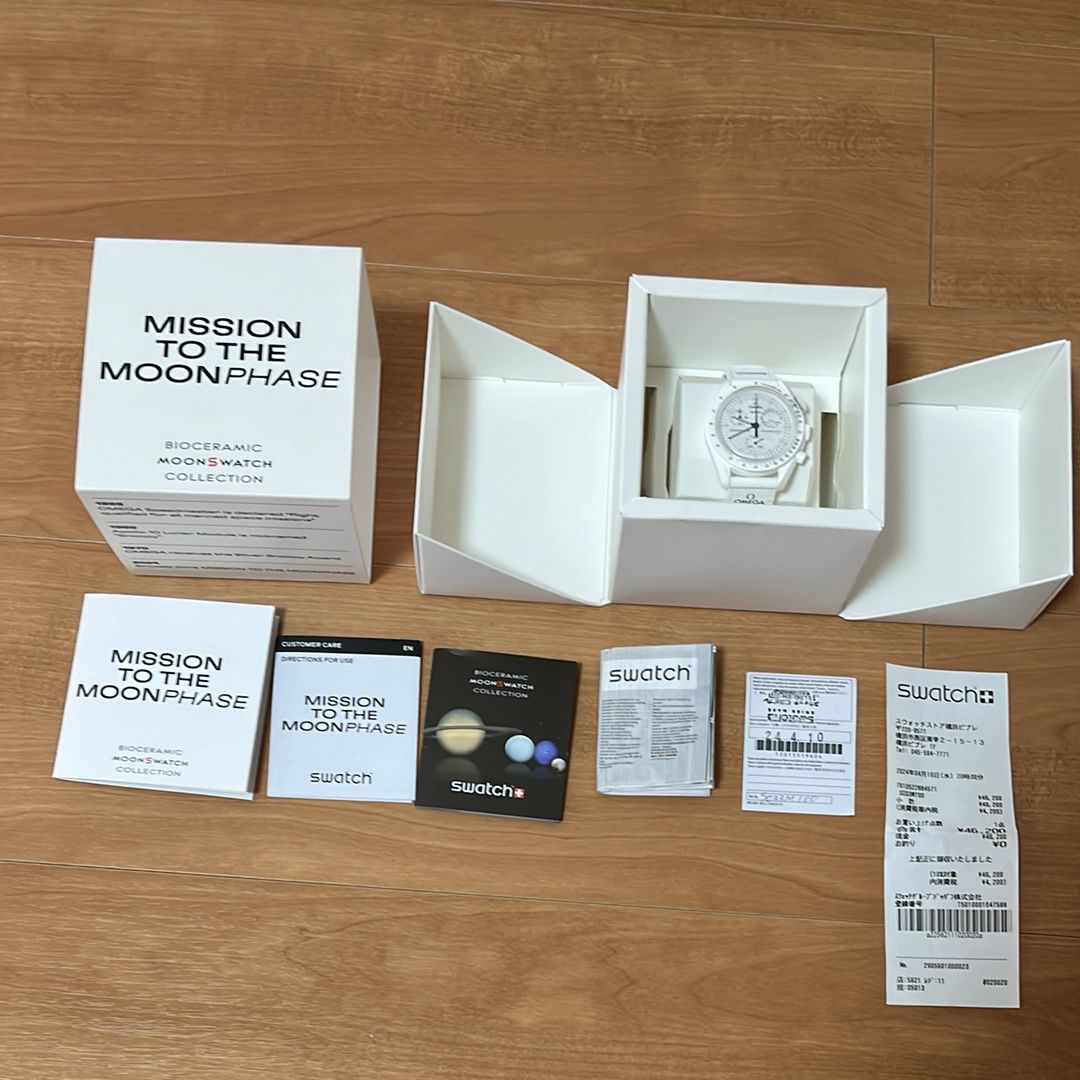Snoopy x OMEGA x Swatch BIOCERAMIC MoonSwatch Mission To The Moonphase "White" SO33W700