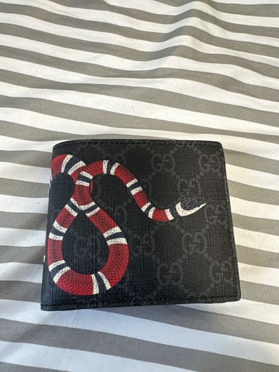 GUCCI Kingsnake Print GG Supreme Coin Wallet "Black"