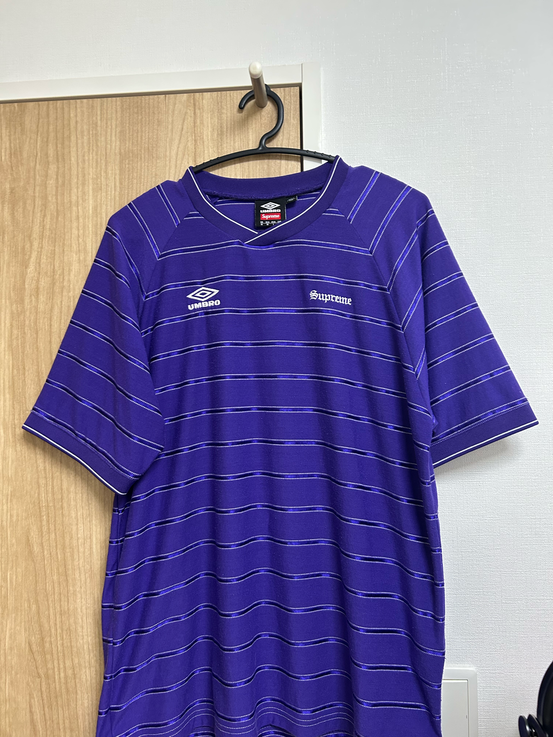 Supreme x Umbro Stripe Soccer Jersey "Purple"