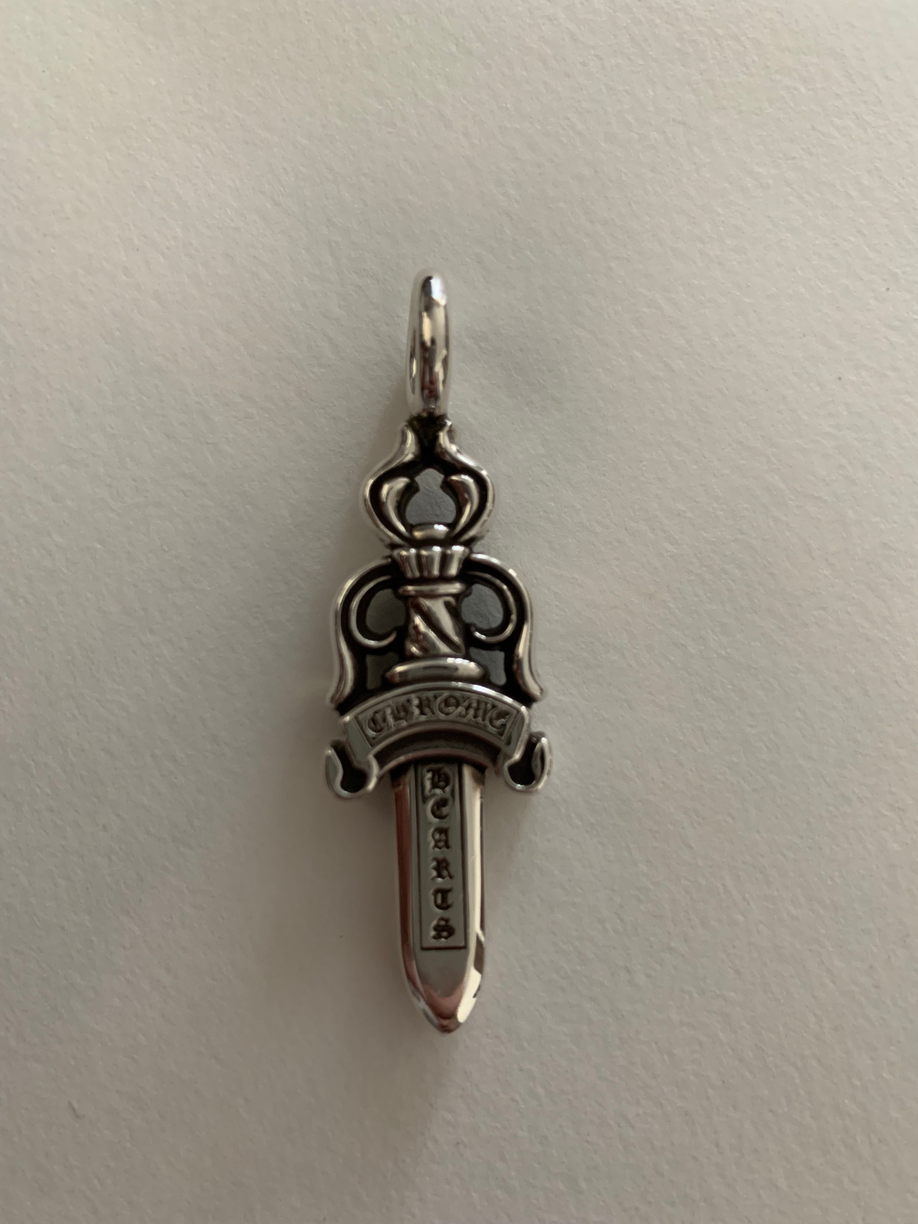 Chrome Hearts Double Dogger Pendant "Silver"