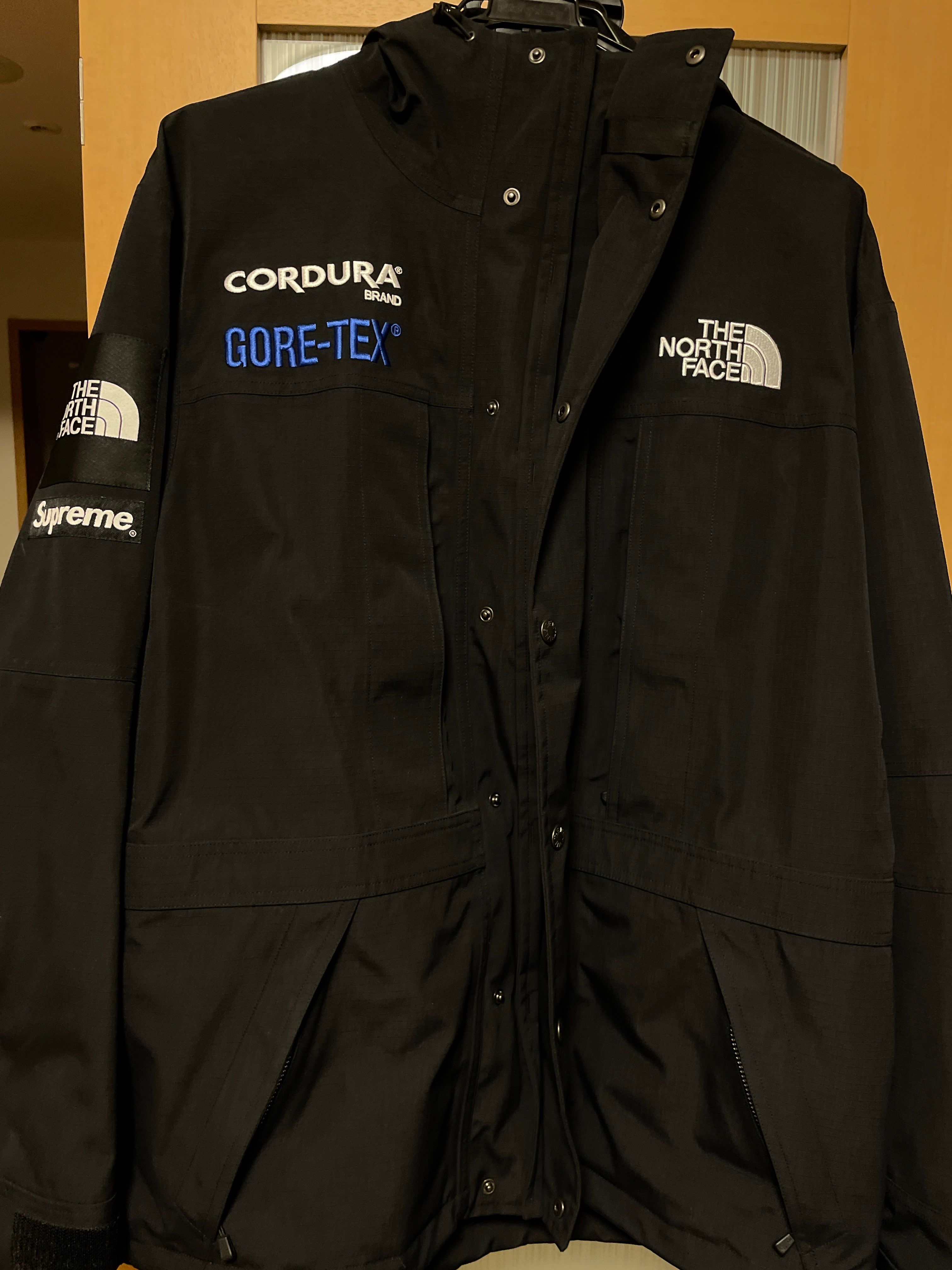 Supreme x The North Face Expedition Jacket "Black"