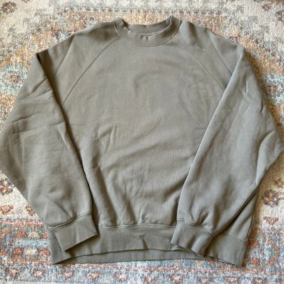 FEAR OF GOD ESSENTIALS Pull-Over Crewneck "Moss"