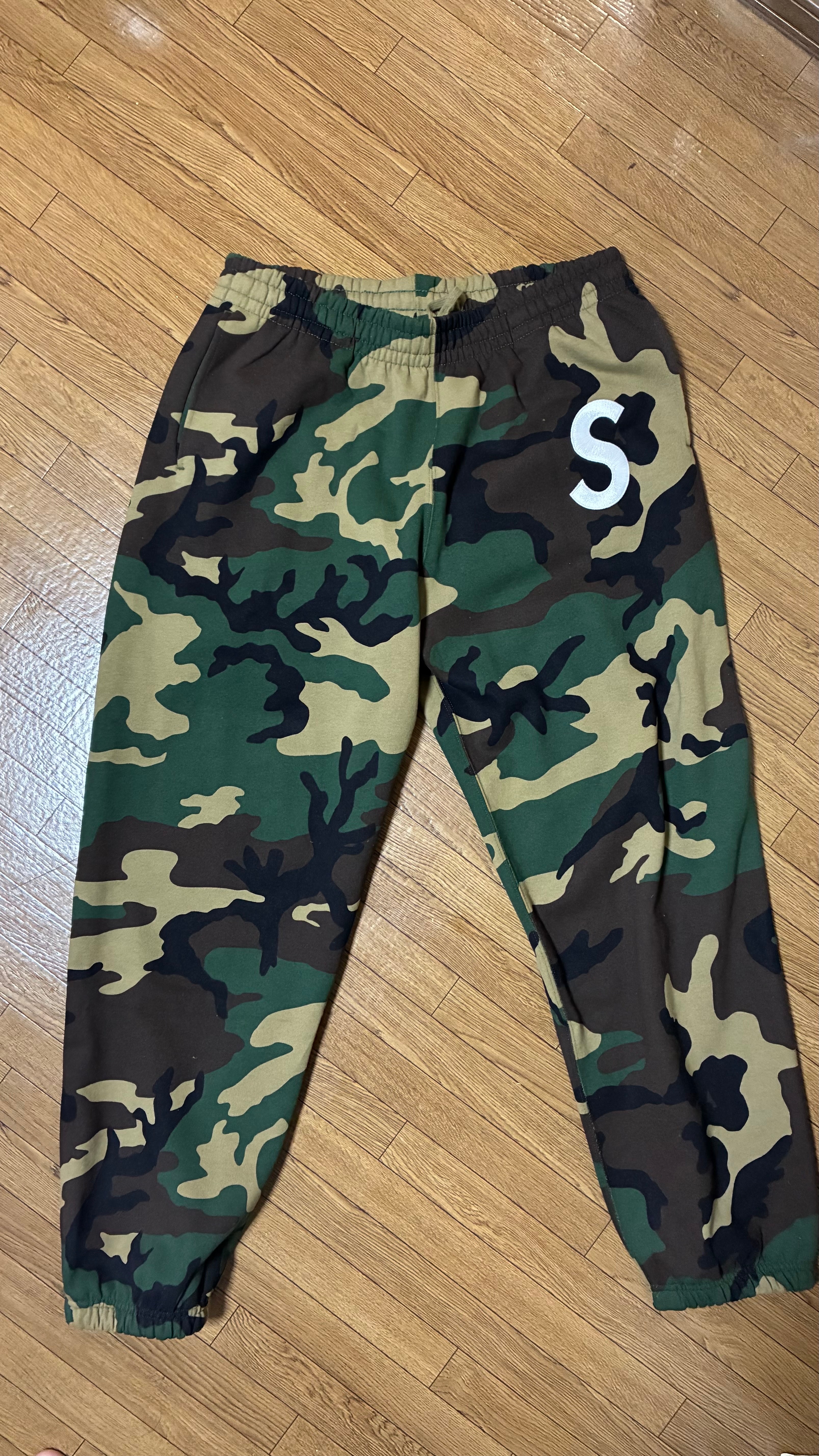 パンツ Supreme S Logo Sweatpant Woodland Camo S Satin Appliqué Sweatpant - Shop - Supreme