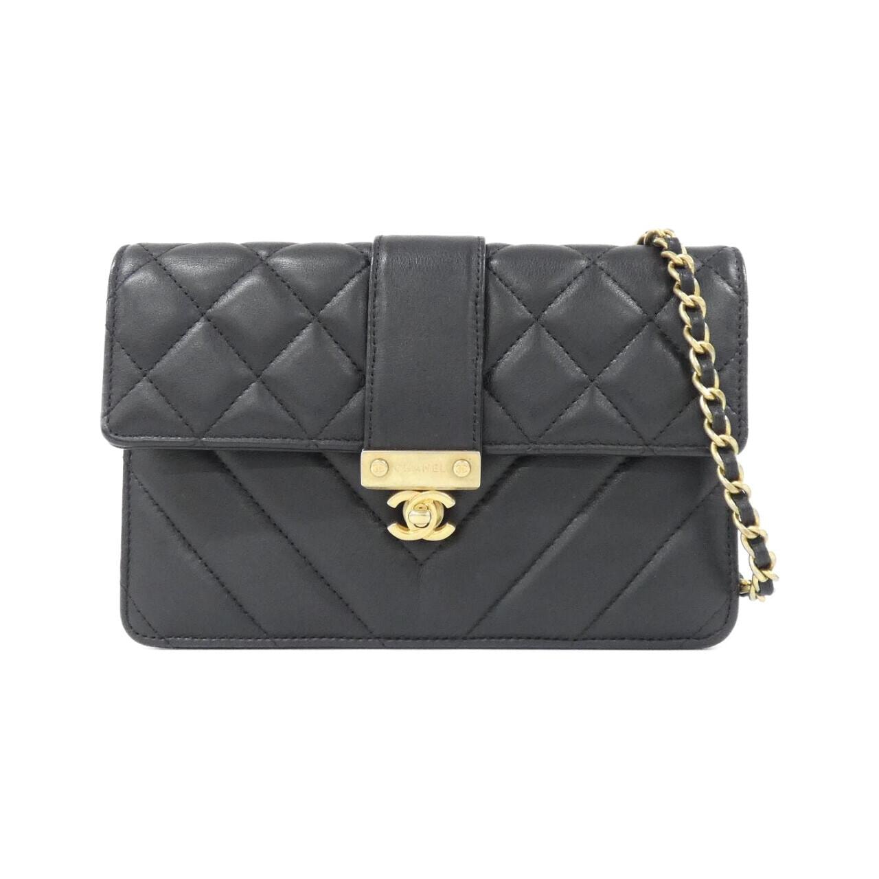 シャネル チェーンウォレット