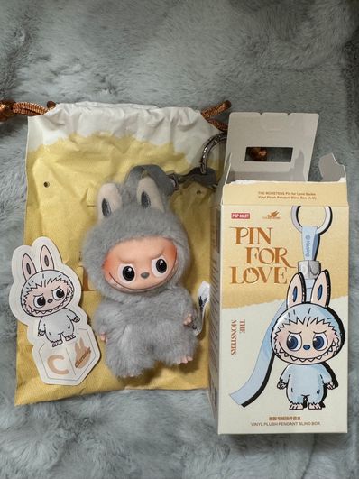 POP MART THE MONSTERS (LABUBU) Pin for Love Series-Vinyl Plush Pendant (A-M) C