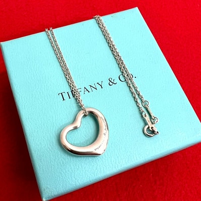 TIFFANY&Co. ティファニー オープンハート シルバー925 ネックレス シルバー
2075b