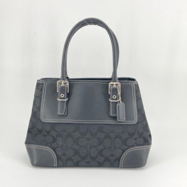 B (目立った傷や汚れなし)】COACH（コーチ） シグネチャー