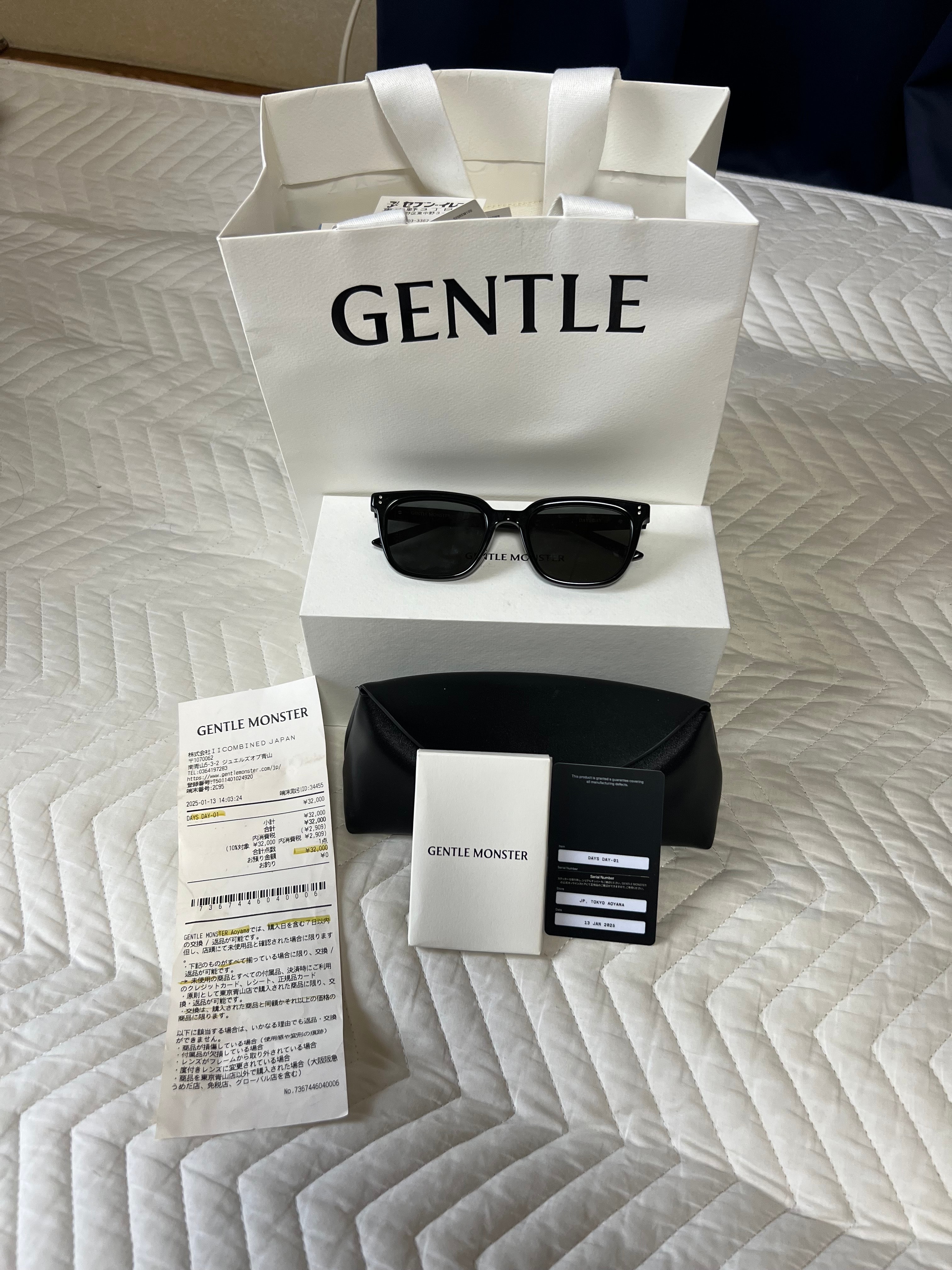 Gentle Monster Days Day 01 "Black"