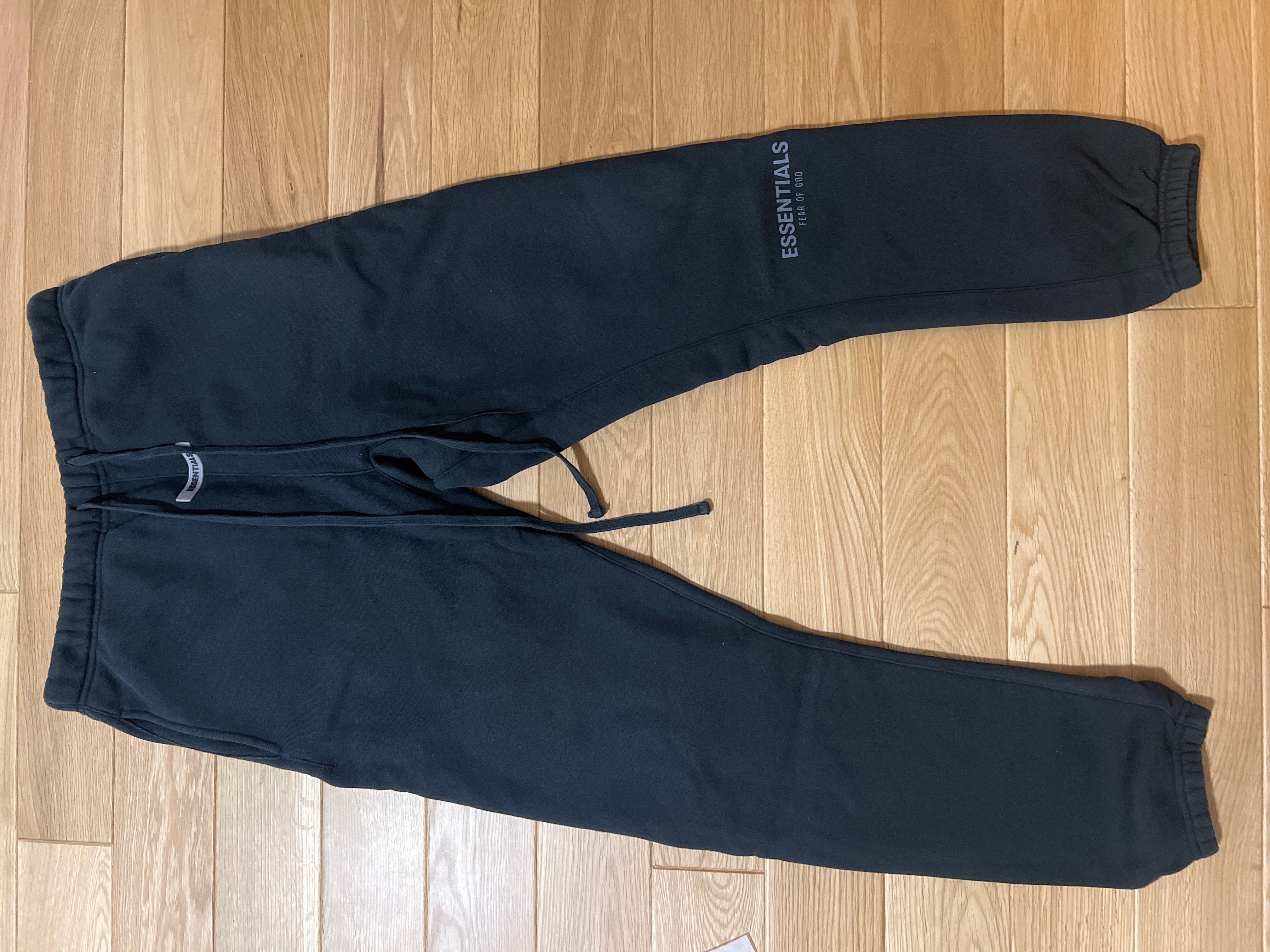 FEAR OF GOD ESSENTIALS Sweatpant "Stretch Limo"