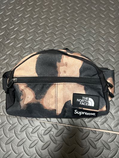 Supreme x The North Face Bleached Denim Print Roo II "Black"