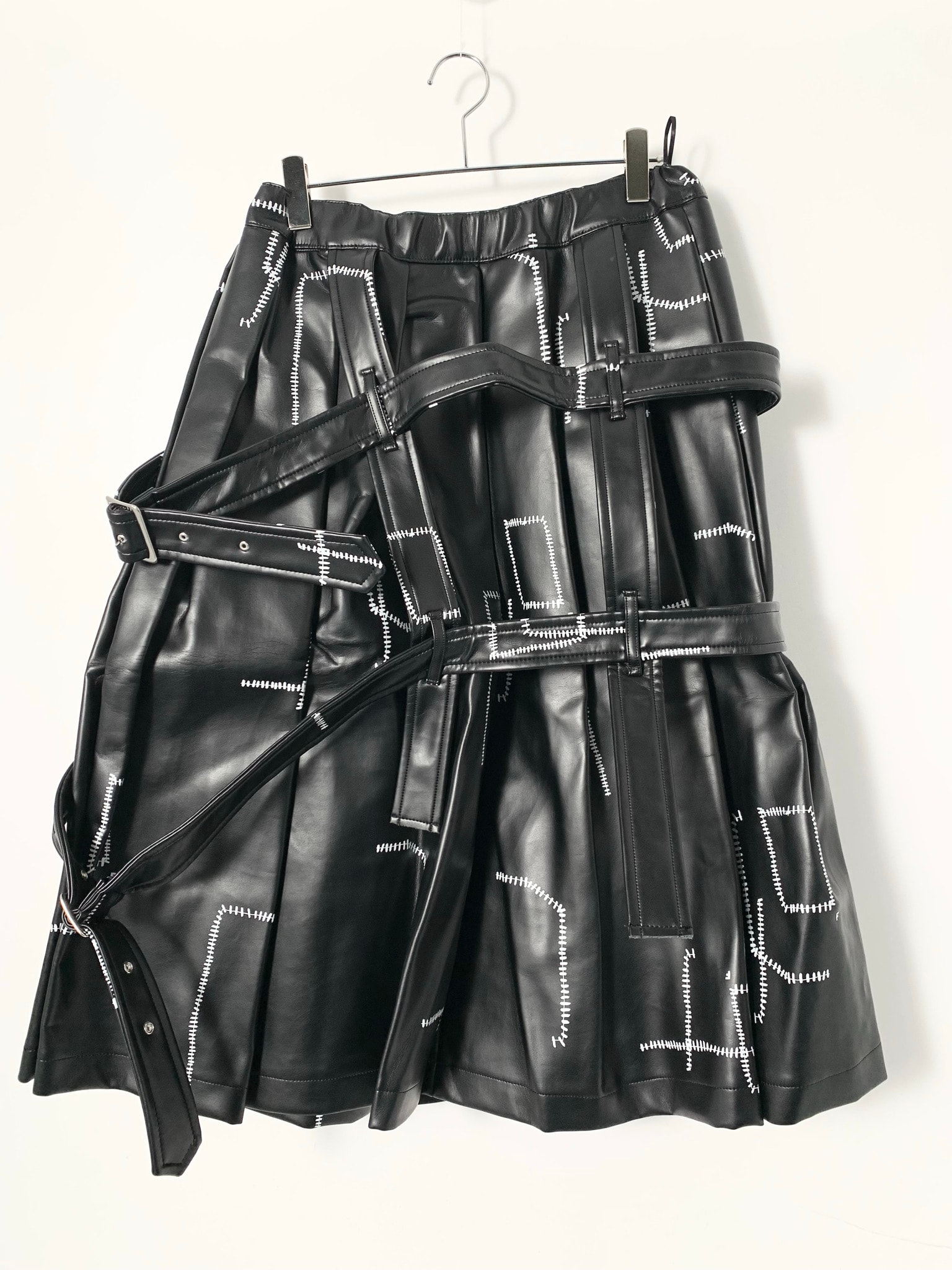 BLACK COMME des GARCONS Stitch Detail Printed Skirt "Black"