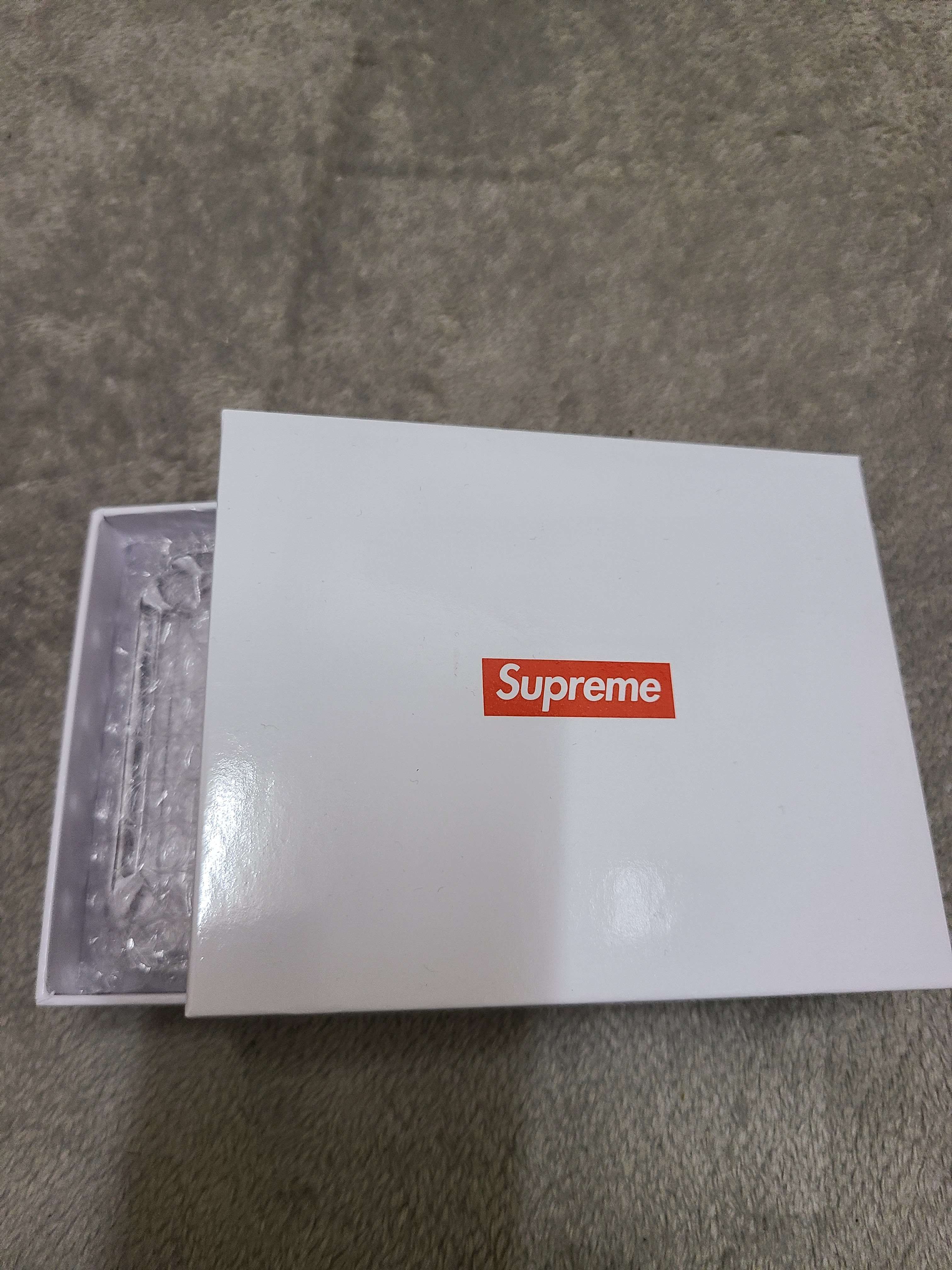 Supreme Debossed Glass Ashtray "Clear"