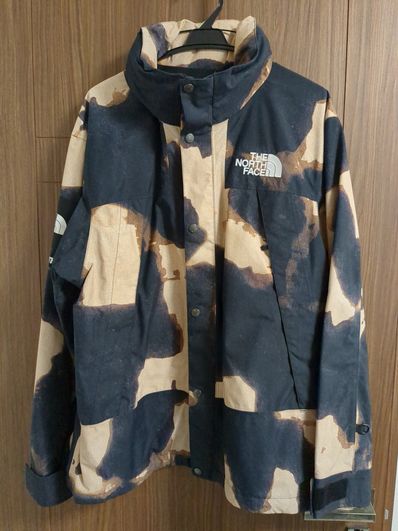 Supreme x The North Face Bleached Denim Print Mountain Jacket "Black"