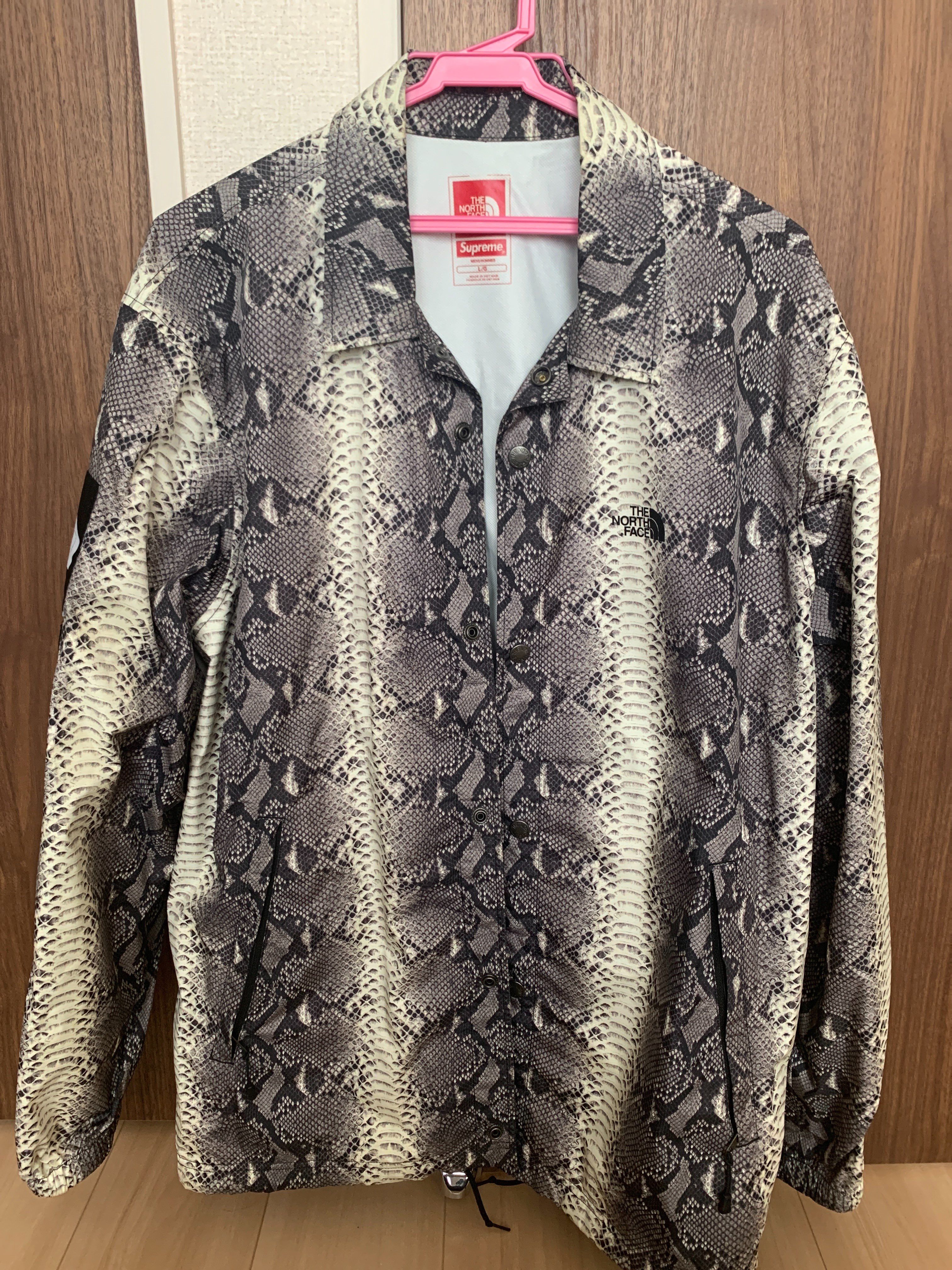 Supreme x The North Face Taped Seam Coaches Jacket "Black"