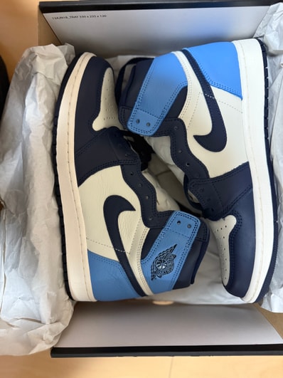 Nike Air Jordan 1 Retro High OG "Obsidian/University Blue"