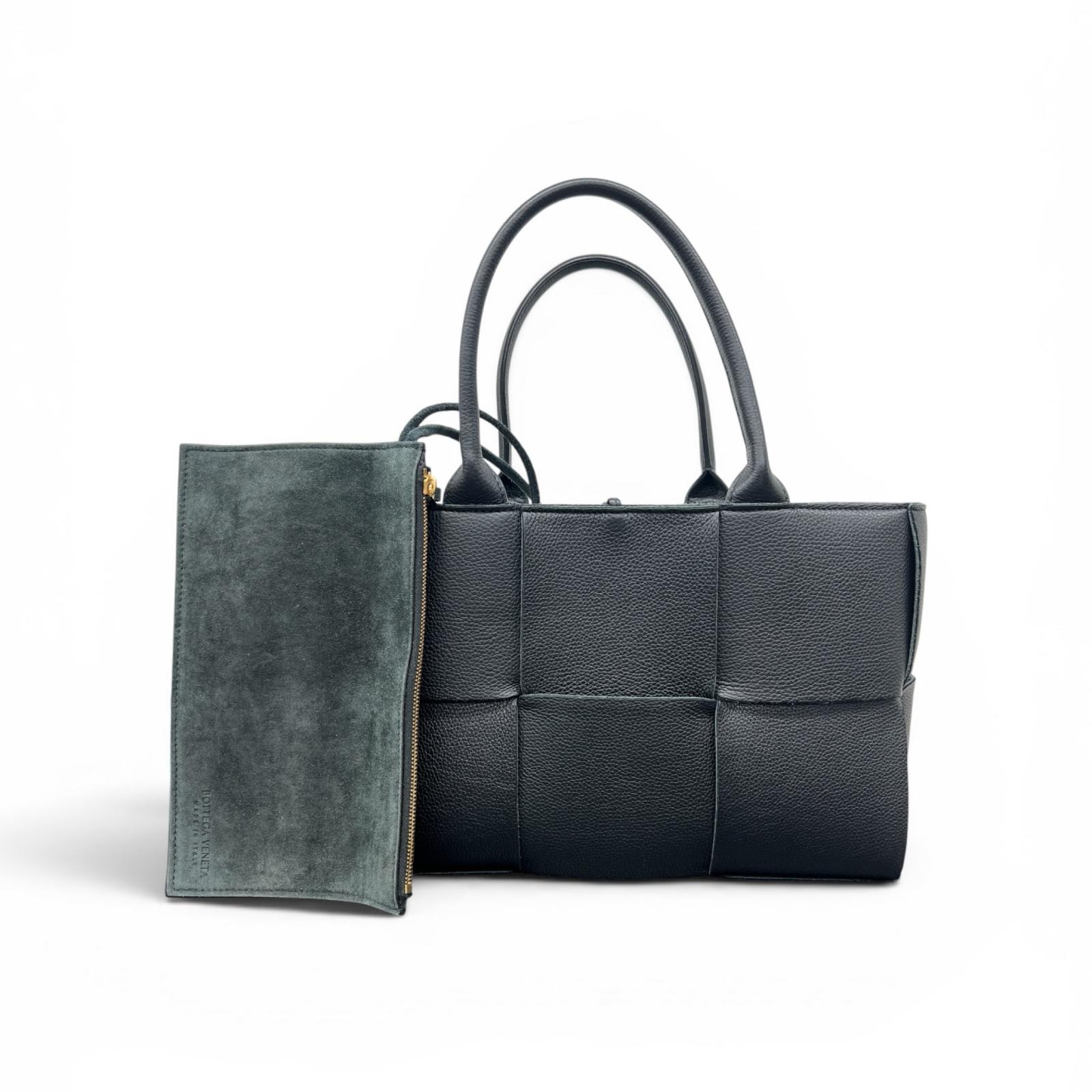 BOTTEGA VENETA 極美品 アルコトート スモール トートバッグ 652867 レザー ブラック ハンドバッグ マキシ イントレチャート ICチップ確認済 BV Aランク 中古 鑑定済 ボッテガバッグ