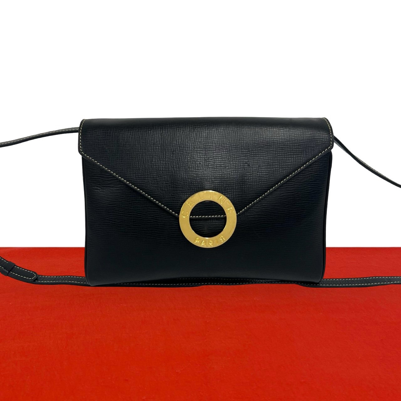 CELINE セリーヌ サークルロゴ 金具 レザー ショルダーバッグ ブラック
 49369