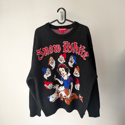 Supreme Snow White Sweater "Black"