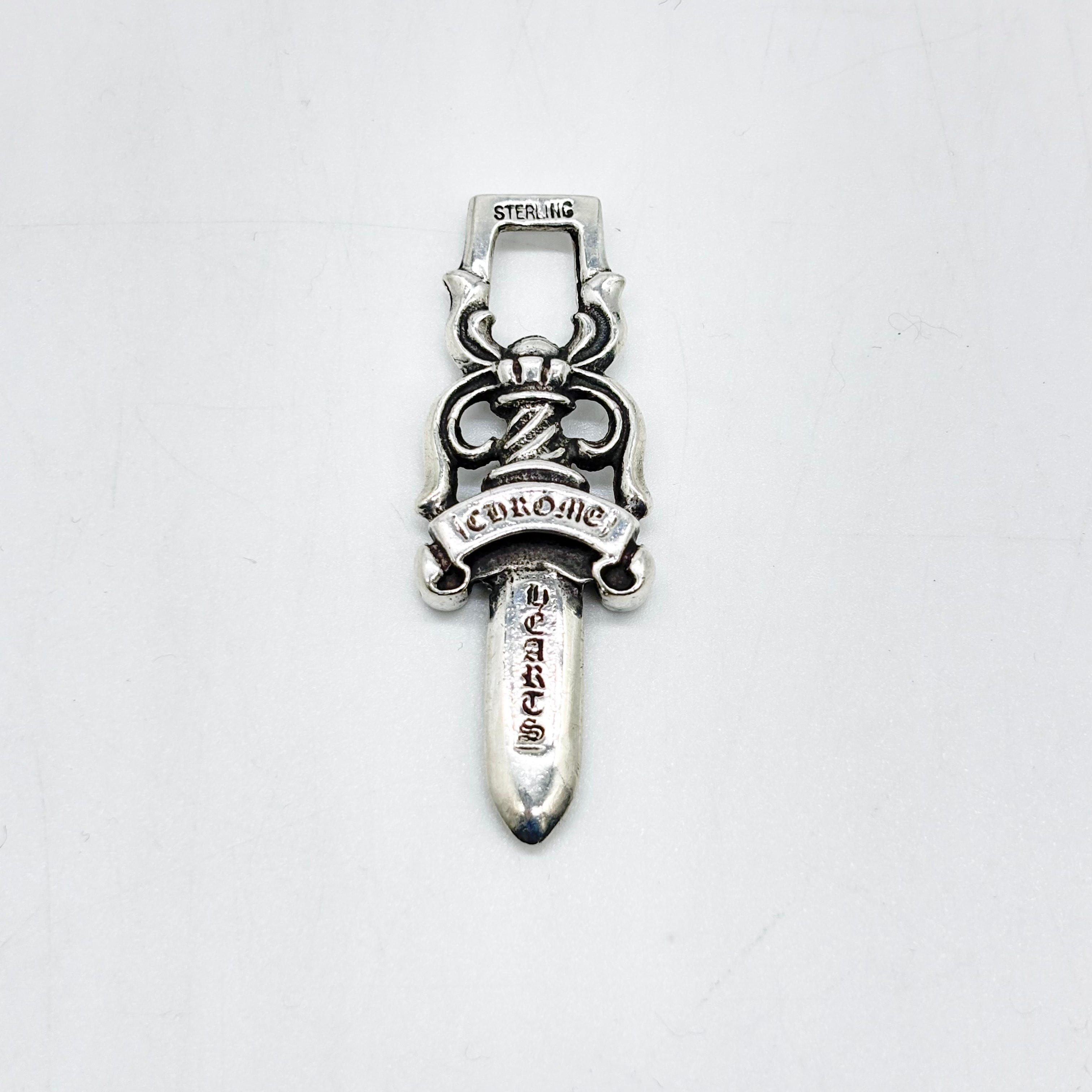Chrome Hearts #10 Dagger Pendant "Silver"