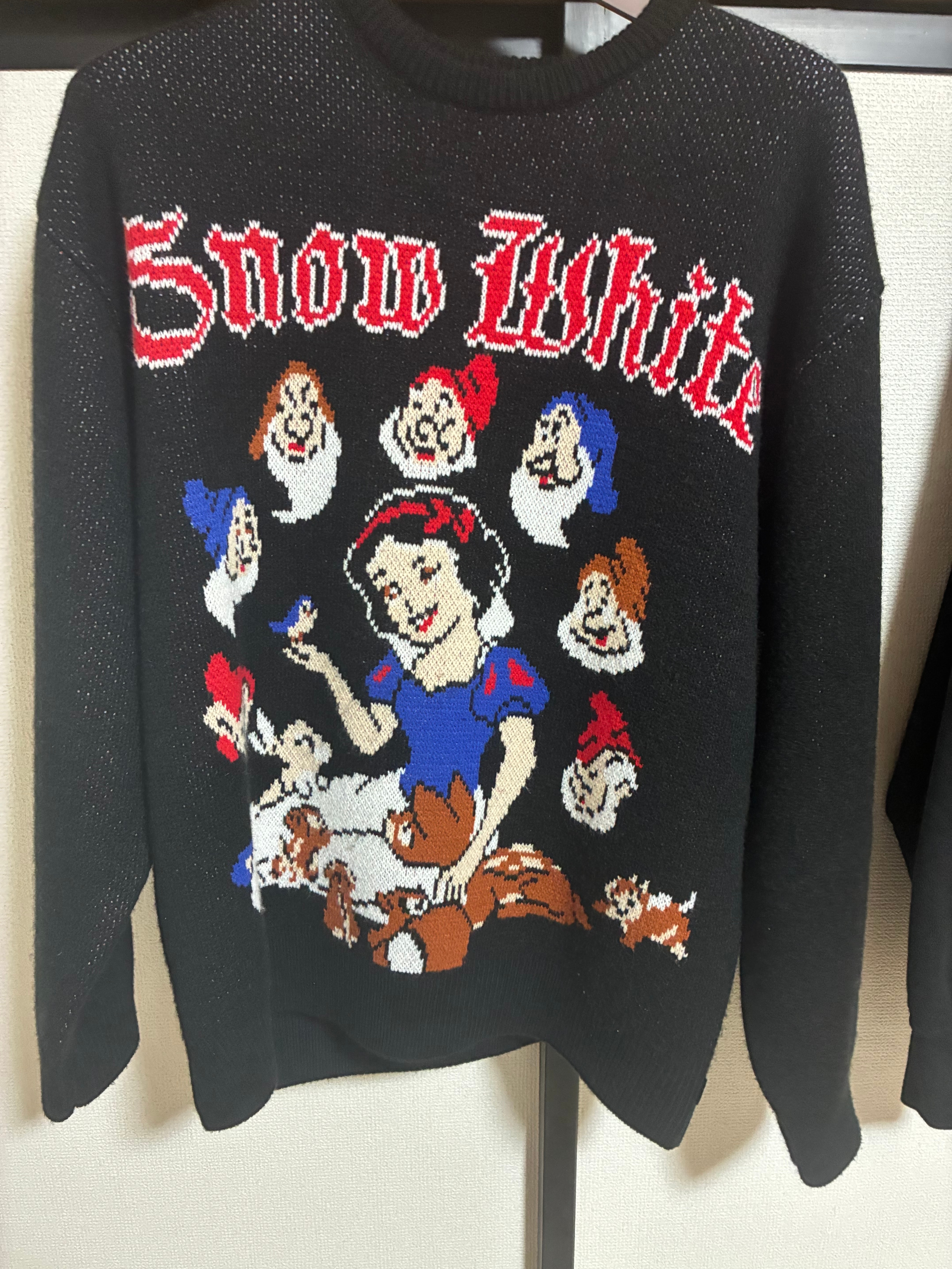 Supreme Snow White Sweater 